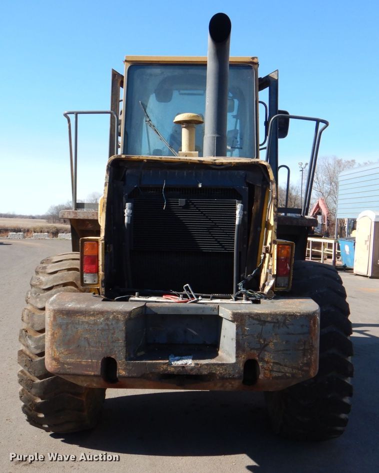 image for item JD9428 1997 Komatsu WA250-3L  wheel loader
