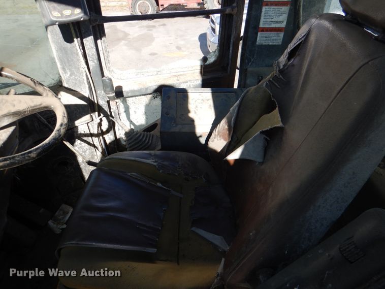 image for item JD9428 1997 Komatsu WA250-3L  wheel loader