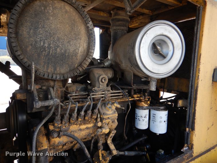 image for item JD9428 1997 Komatsu WA250-3L  wheel loader