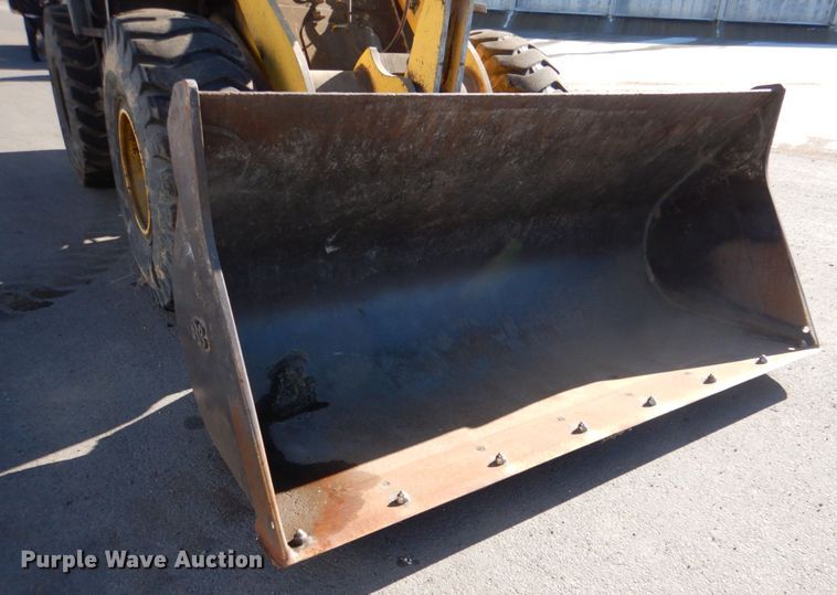 image for item JD9428 1997 Komatsu WA250-3L  wheel loader