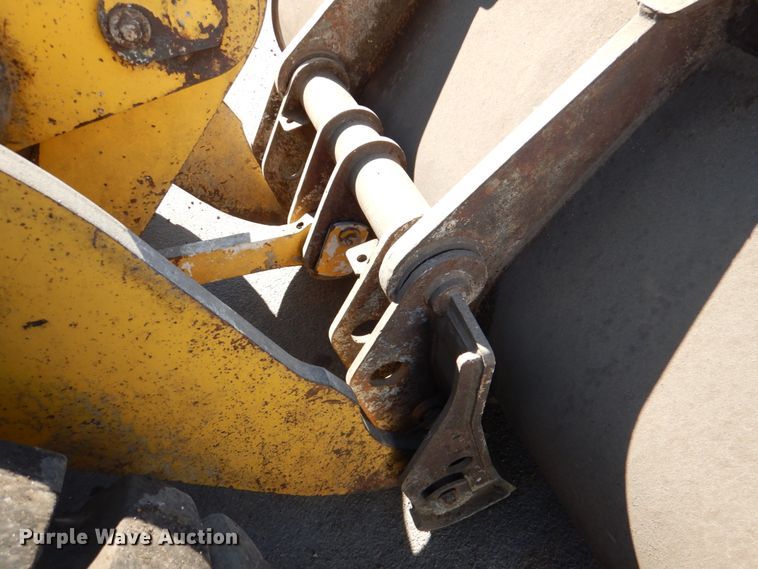 image for item JD9428 1997 Komatsu WA250-3L  wheel loader