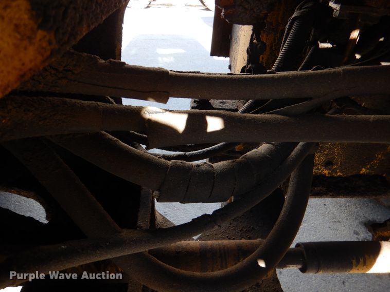 image for item JD9428 1997 Komatsu WA250-3L  wheel loader