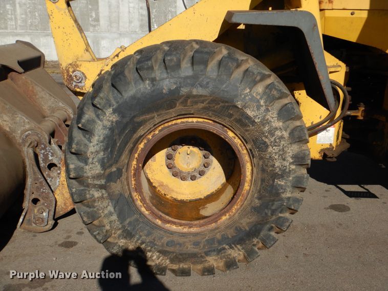 image for item JD9428 1997 Komatsu WA250-3L  wheel loader