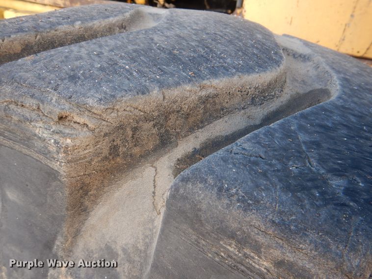 image for item JD9428 1997 Komatsu WA250-3L  wheel loader