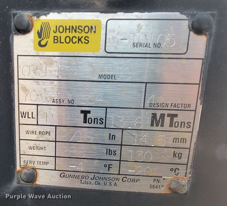 image for item JE9112 2014 Peterbilt 365  crane truck