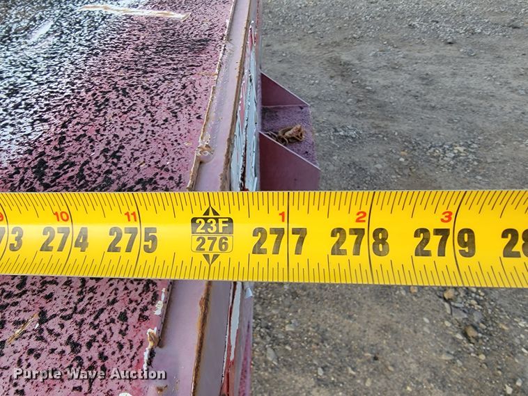 image for item JE9112 2014 Peterbilt 365  crane truck