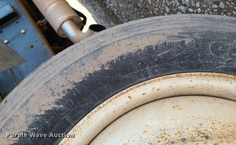 image for item JG9263 1999 Mack CH613  dump truck