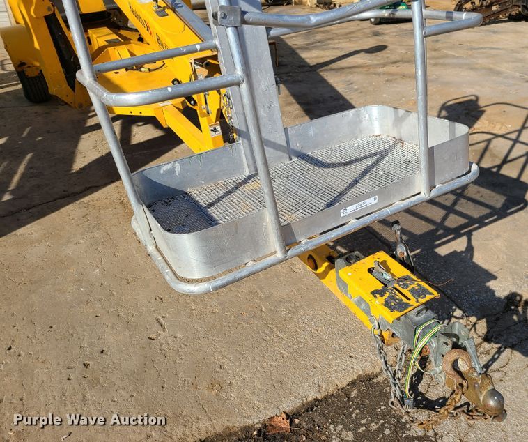 image for item JG9272 2014 Haulotte 3632T  boom lift