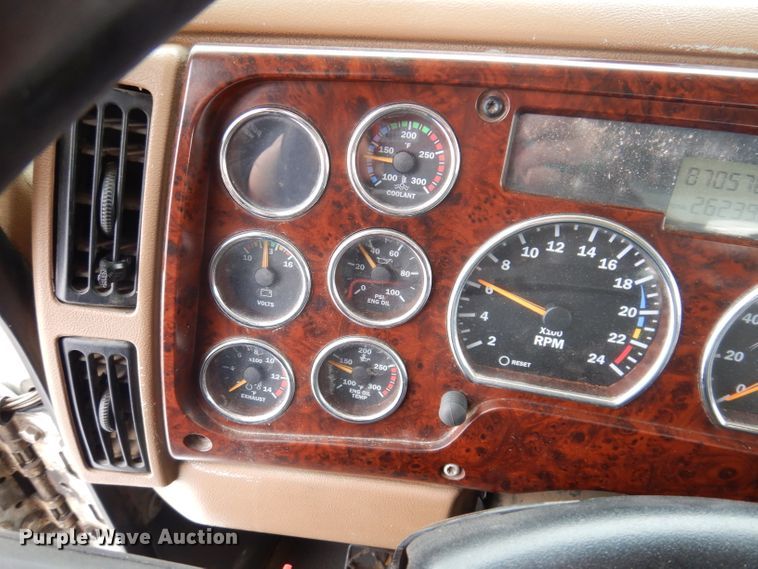 image for item JH9919 2004 Mack Granite CV700  roll-off container truck