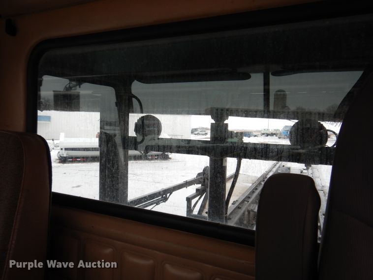 image for item JH9919 2004 Mack Granite CV700  roll-off container truck