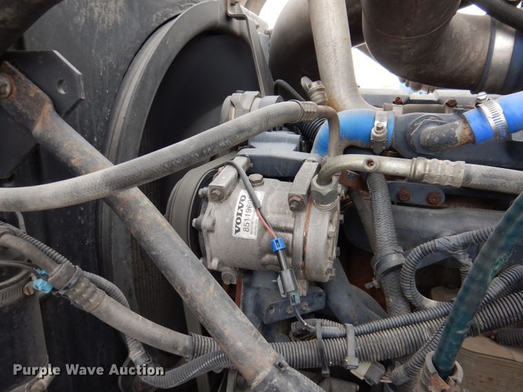 image for item JH9919 2004 Mack Granite CV700  roll-off container truck