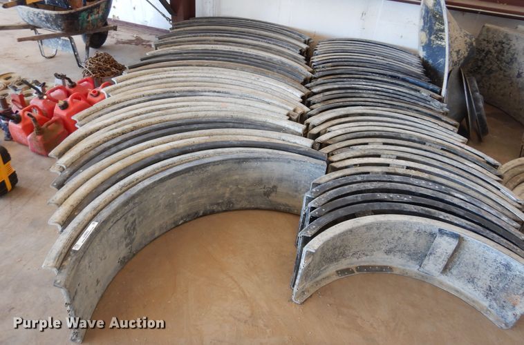 image for item JJ9683 Manhole cover concrete forms