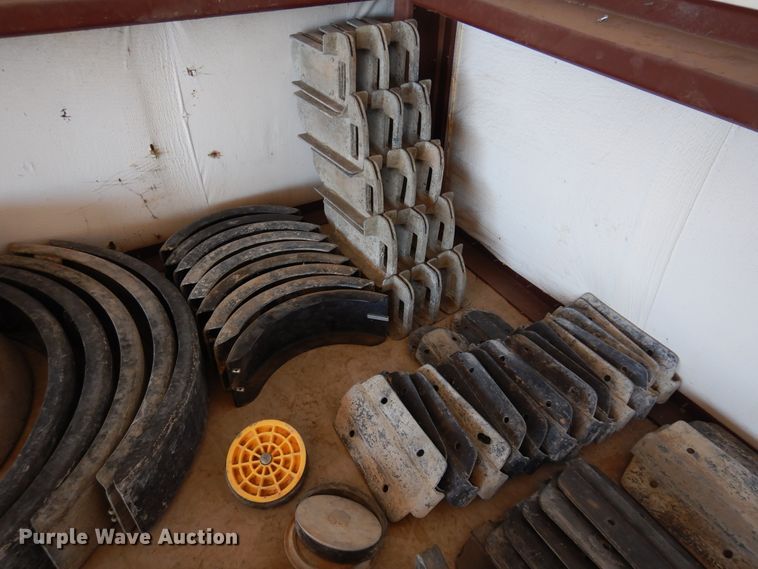 image for item JJ9683 Manhole cover concrete forms