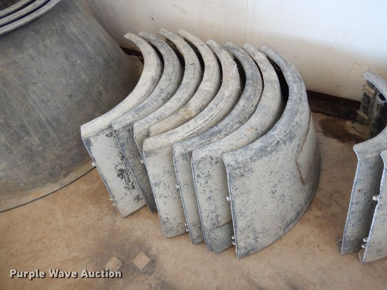 image for item JJ9683 Manhole cover concrete forms