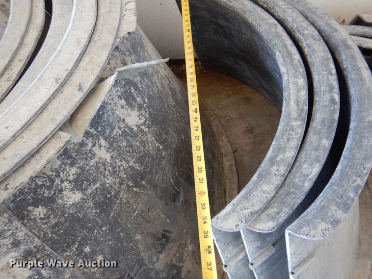 image for item JJ9683 Manhole cover concrete forms