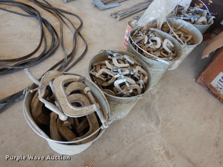 image for item JJ9683 Manhole cover concrete forms