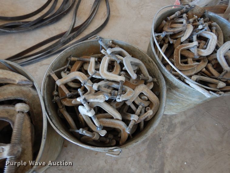 image for item JJ9683 Manhole cover concrete forms