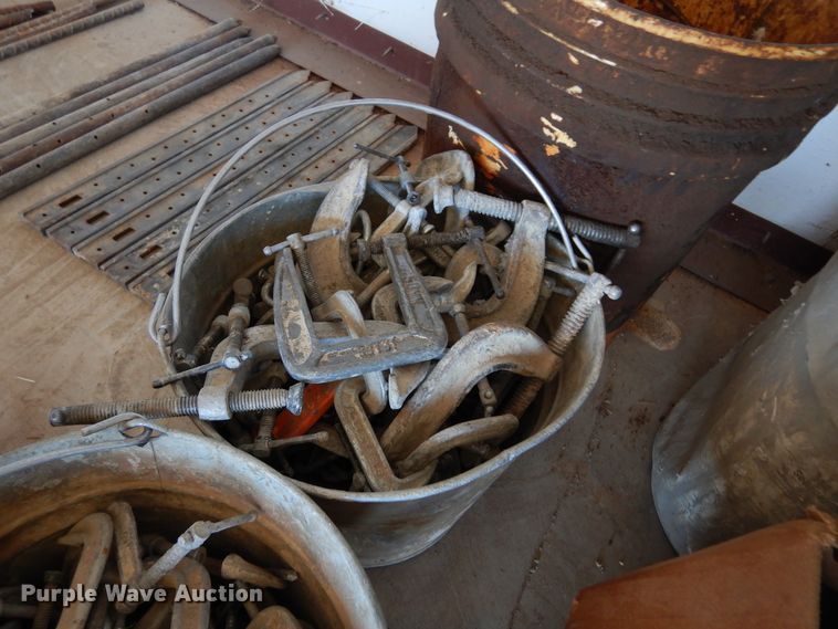 image for item JJ9683 Manhole cover concrete forms