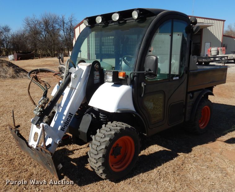 image for item JJ9684 2004 Bobcat 5600  utility vehicle