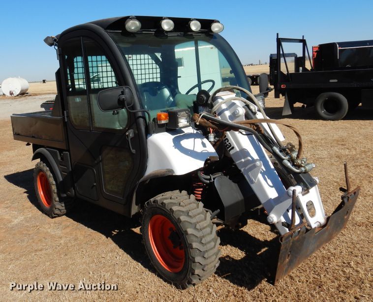 image for item JJ9684 2004 Bobcat 5600  utility vehicle