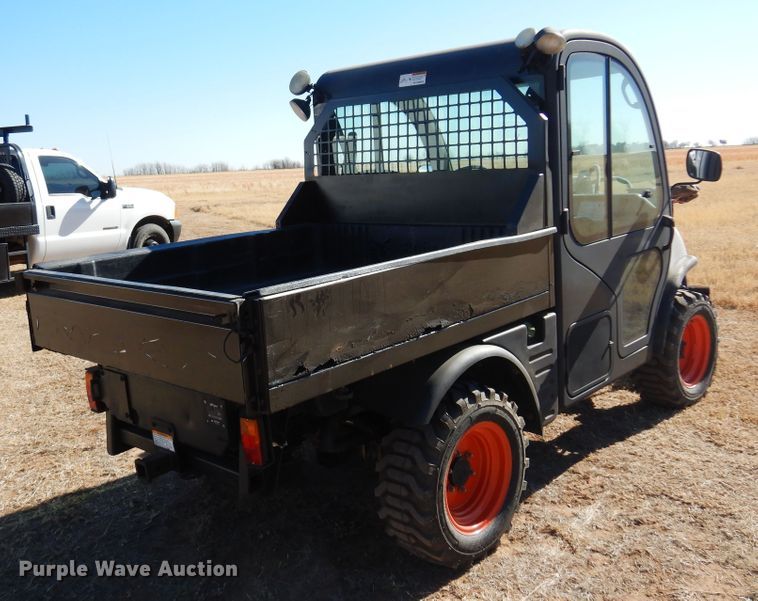 image for item JJ9684 2004 Bobcat 5600  utility vehicle