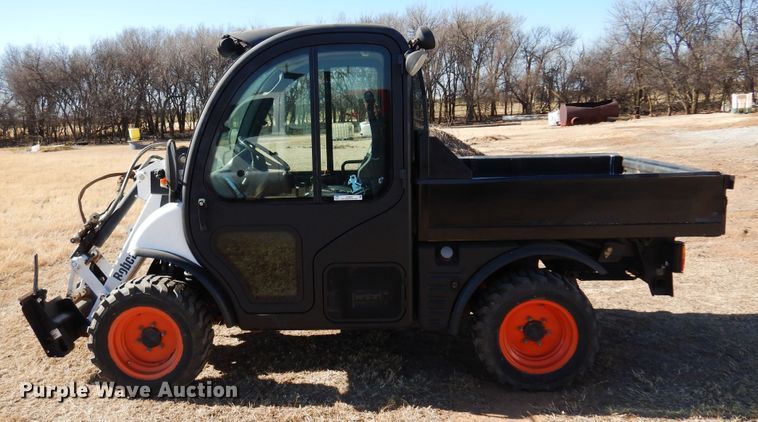 image for item JJ9684 2004 Bobcat 5600  utility vehicle
