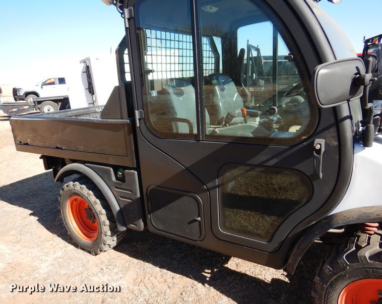 image for item JJ9684 2004 Bobcat 5600  utility vehicle