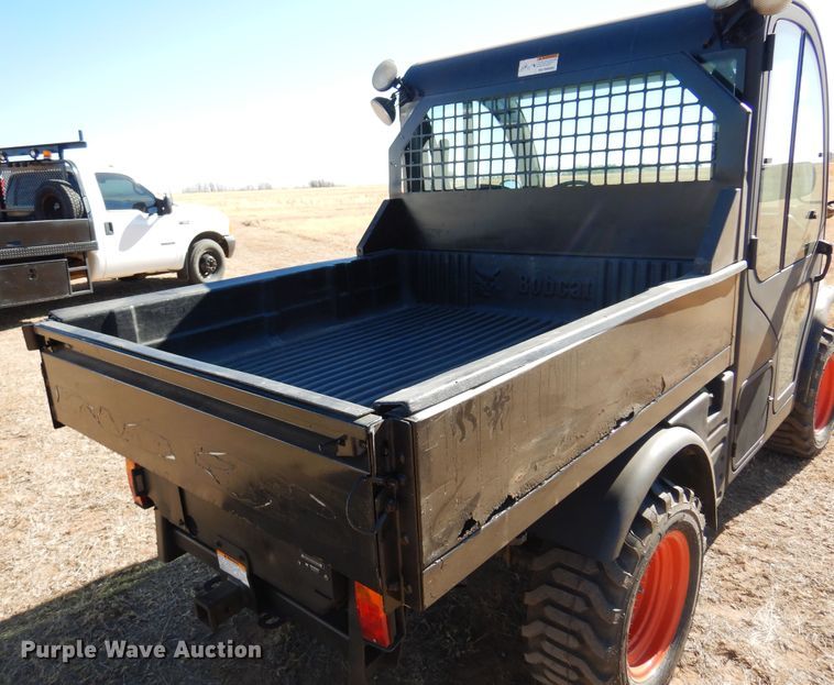 image for item JJ9684 2004 Bobcat 5600  utility vehicle