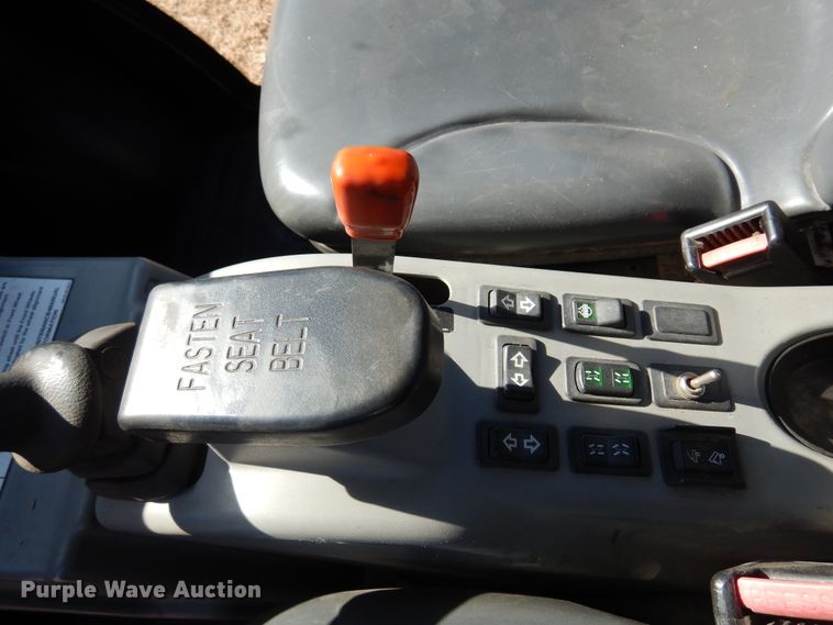 image for item JJ9684 2004 Bobcat 5600  utility vehicle