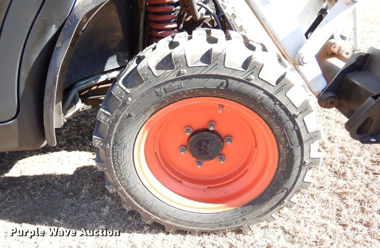 image for item JJ9684 2004 Bobcat 5600  utility vehicle