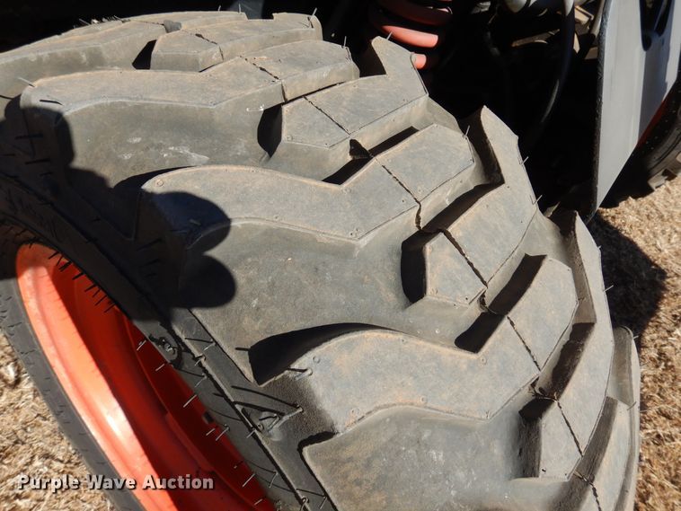 image for item JJ9684 2004 Bobcat 5600  utility vehicle