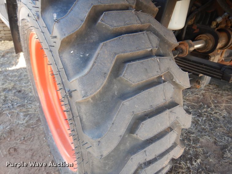 image for item JJ9684 2004 Bobcat 5600  utility vehicle