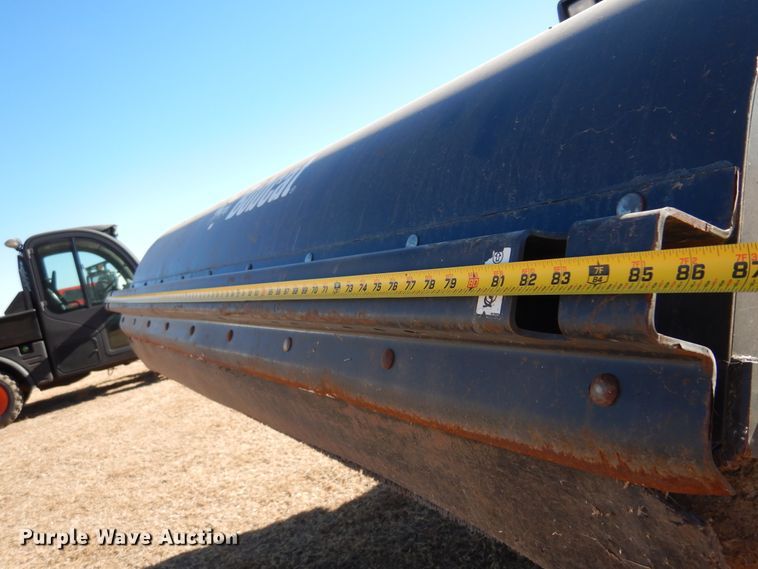 image for item JJ9688 2016 Bobcat 84" W skid steer broom