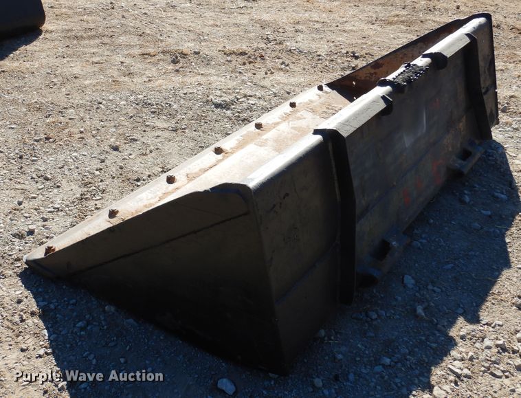 image for item JJ9689 75" W skid steer bucket