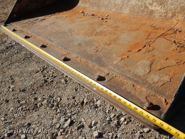 image for item JJ9689 75" W skid steer bucket