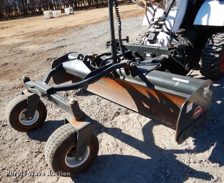 image for item JJ9690 2019 Bobcat 84" W skid steer grader