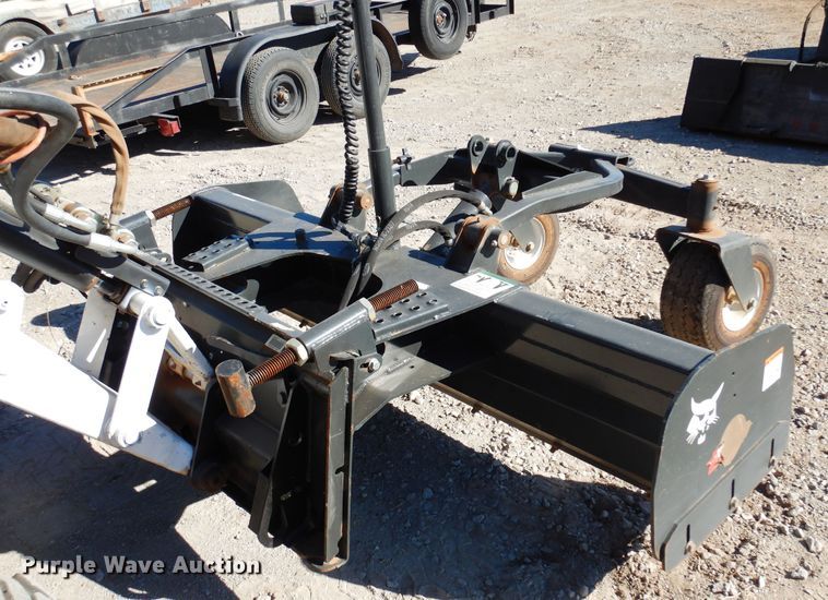 image for item JJ9690 2019 Bobcat 84" W skid steer grader