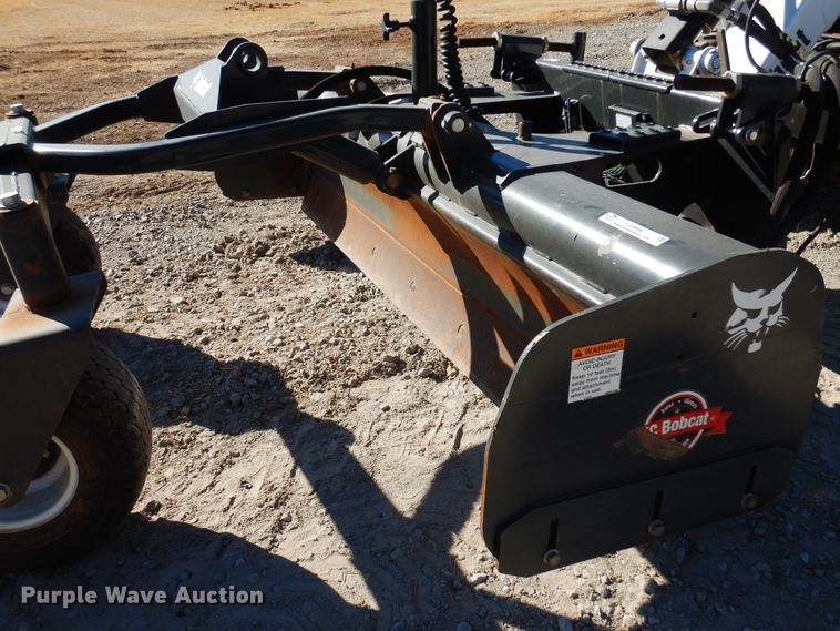 image for item JJ9690 2019 Bobcat 84" W skid steer grader