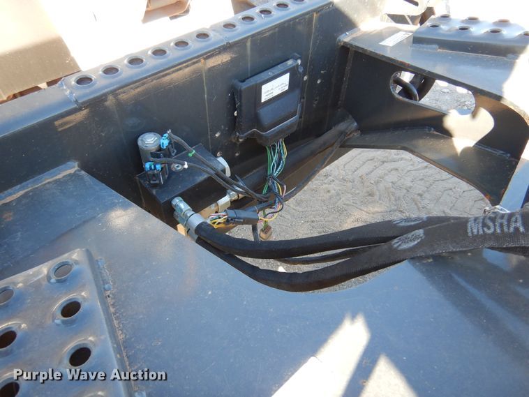 image for item JJ9690 2019 Bobcat 84" W skid steer grader