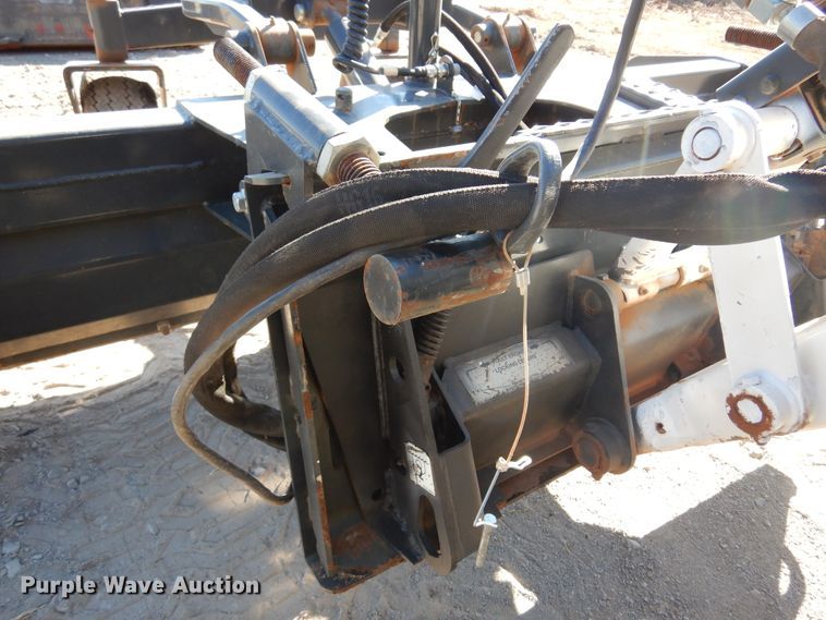 image for item JJ9690 2019 Bobcat 84" W skid steer grader