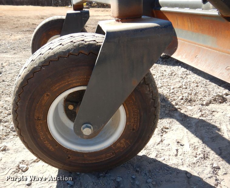 image for item JJ9690 2019 Bobcat 84" W skid steer grader