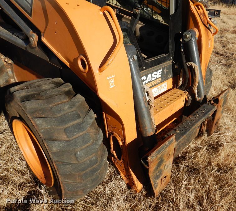 image for item JJ9691 2013 Case SV250  skid steer loader