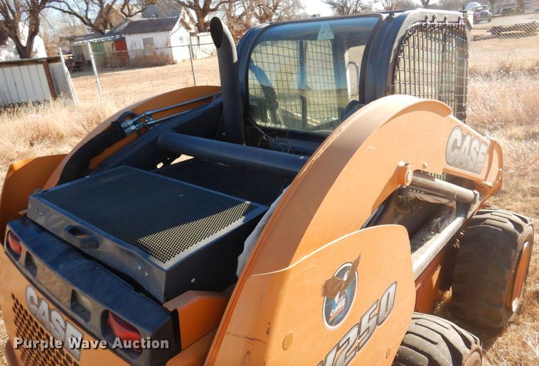 image for item JJ9691 2013 Case SV250  skid steer loader