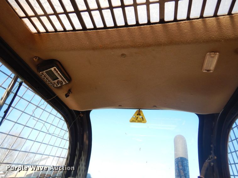 image for item JJ9691 2013 Case SV250  skid steer loader