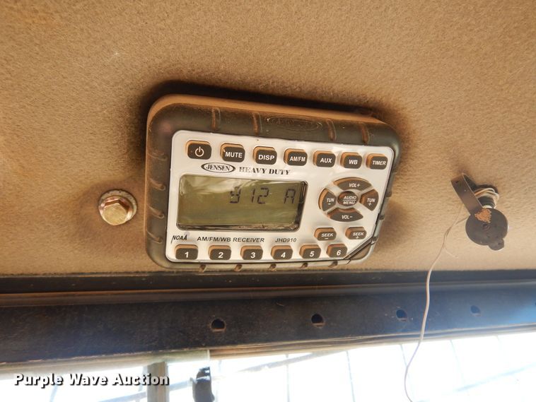 image for item JJ9691 2013 Case SV250  skid steer loader