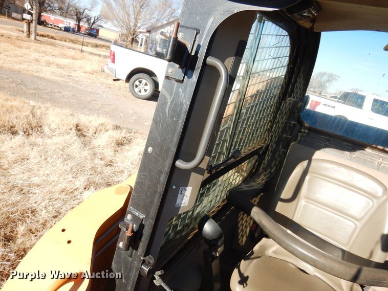 image for item JJ9691 2013 Case SV250  skid steer loader