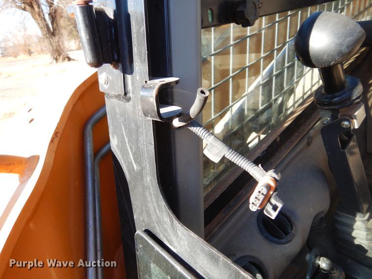 image for item JJ9691 2013 Case SV250  skid steer loader