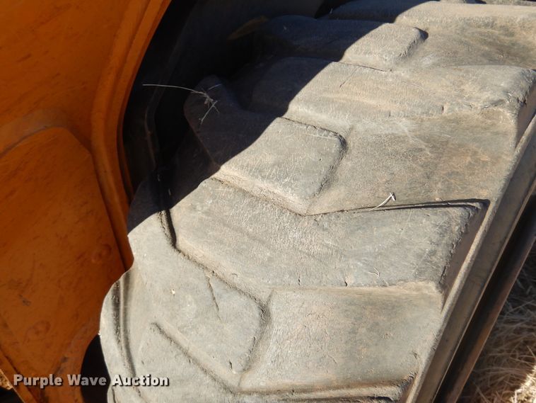 image for item JJ9691 2013 Case SV250  skid steer loader