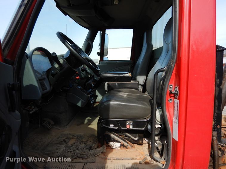 image for item JK9808 2007 International 7400  dump truck