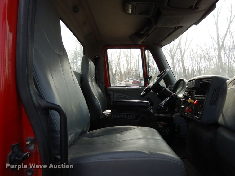 image for item JK9808 2007 International 7400  dump truck